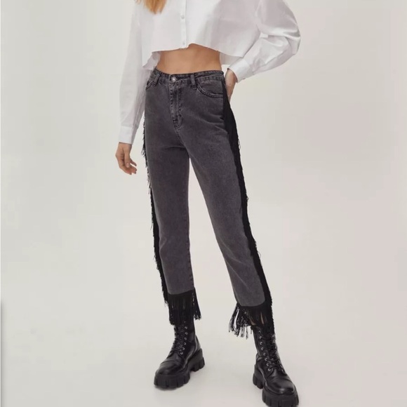 Nasty Gal Denim - Nasty Gal Fringe Cropped High Waisted Black Jeans W-973 Sz 4